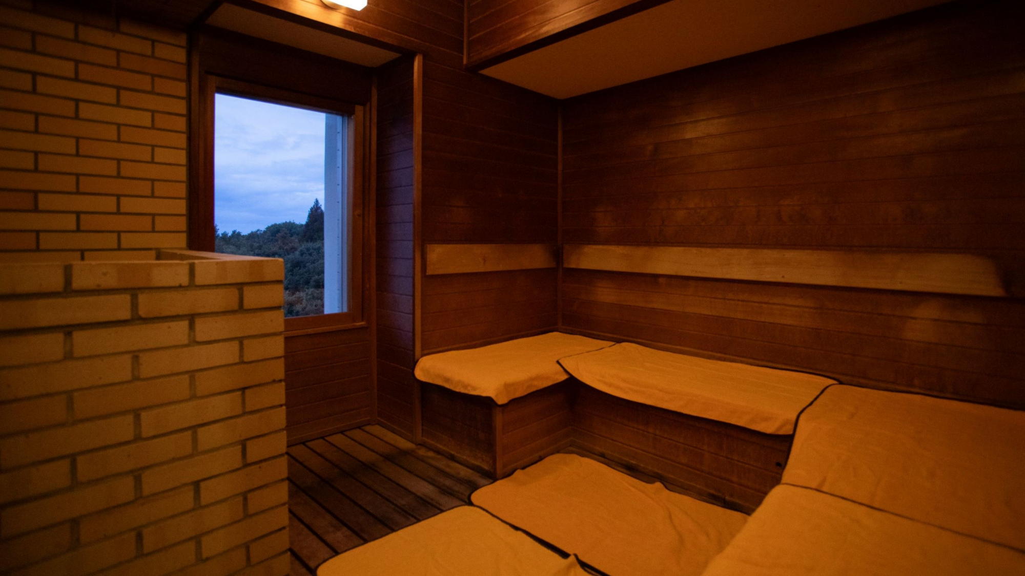 【1泊夕食付】お膳スタイルでお魚もお肉も少しずつ！味にこだわった和洋御膳　湊凪 〜Minagi〜