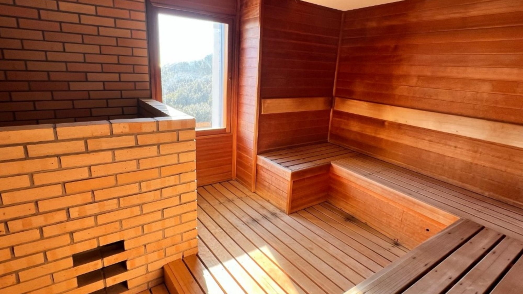 【1泊夕食付】料理長が厳選した旬の食材を贅沢に味わう南房和洋折衷　海里 〜Kairi〜