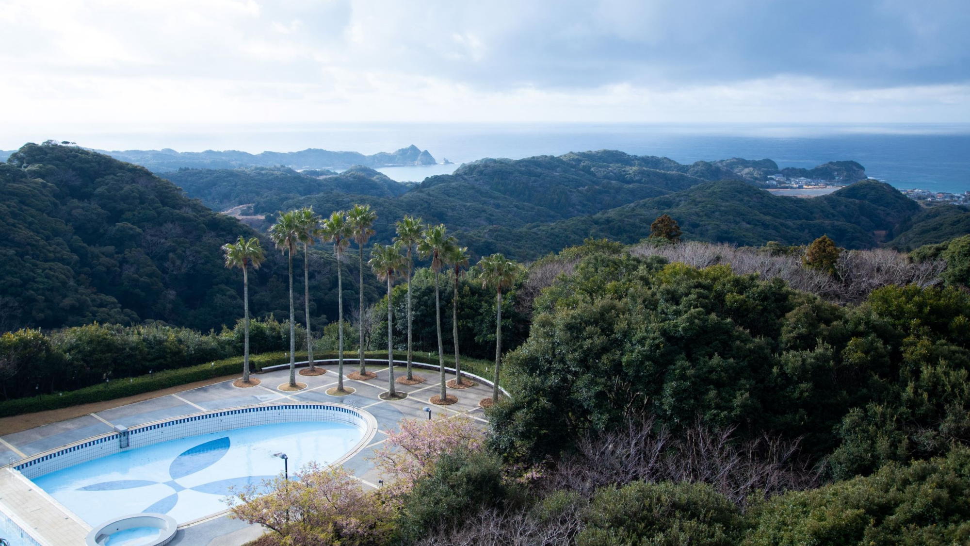 【客室からの眺望】広大な自然に囲まれたホテルハーヴェストでリラックスしたひとときをお過ごしください。