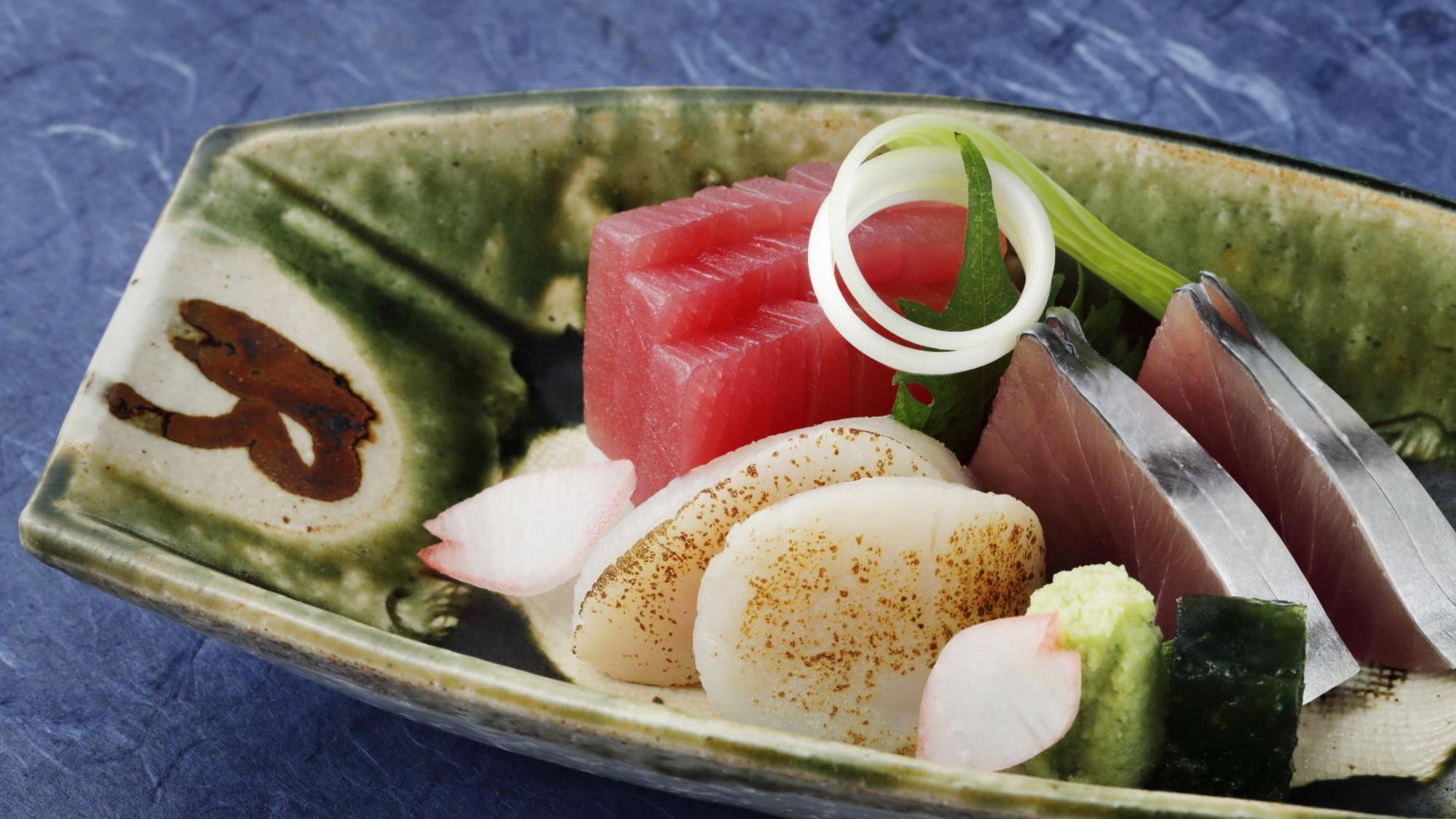 【ライトコース「勝海」】素材の持ち味を大切に、やさしい味付けと軽やかな構成で、少量美味の献立