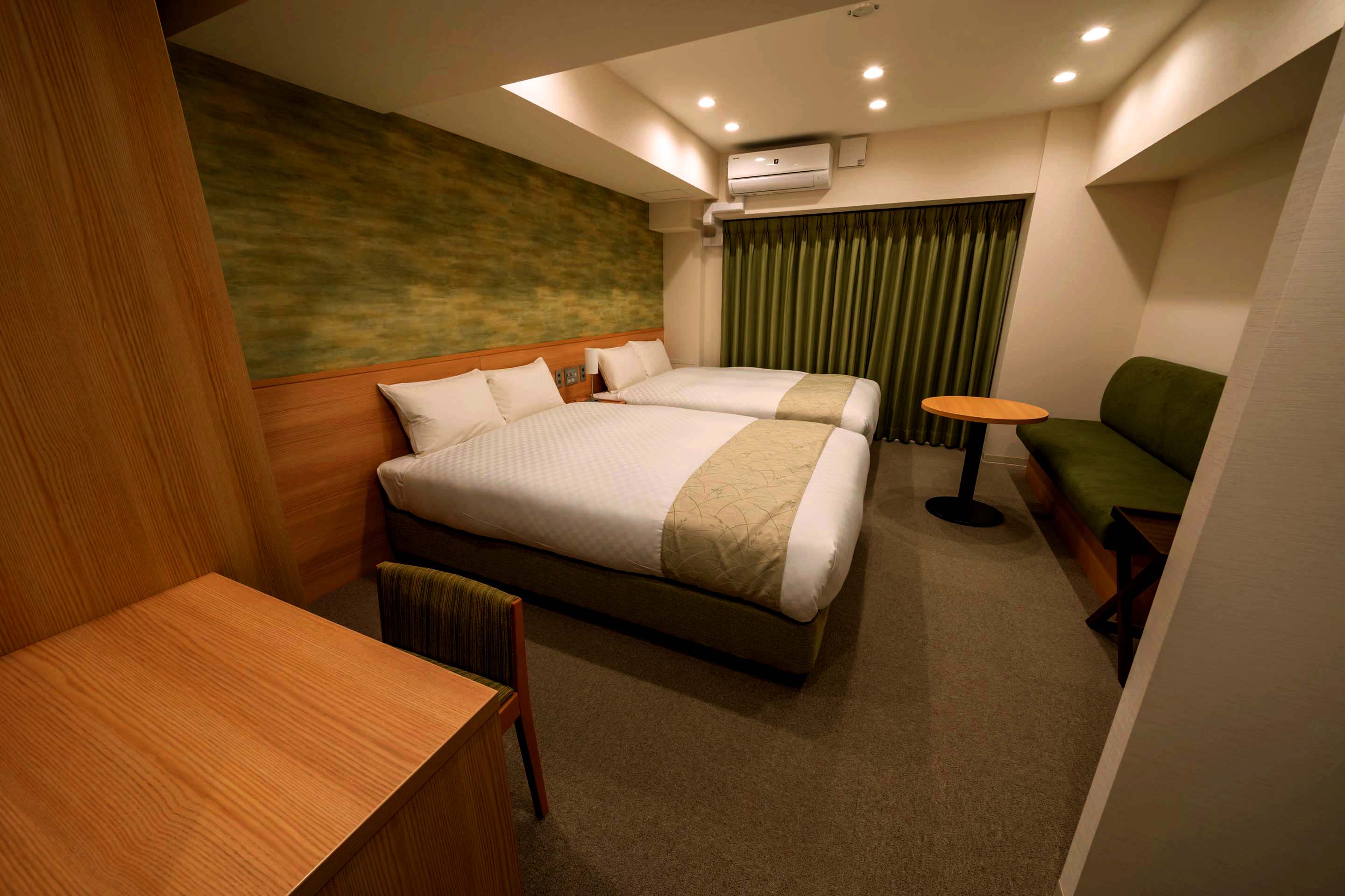 【ダブルベッド2台】Standard Quad