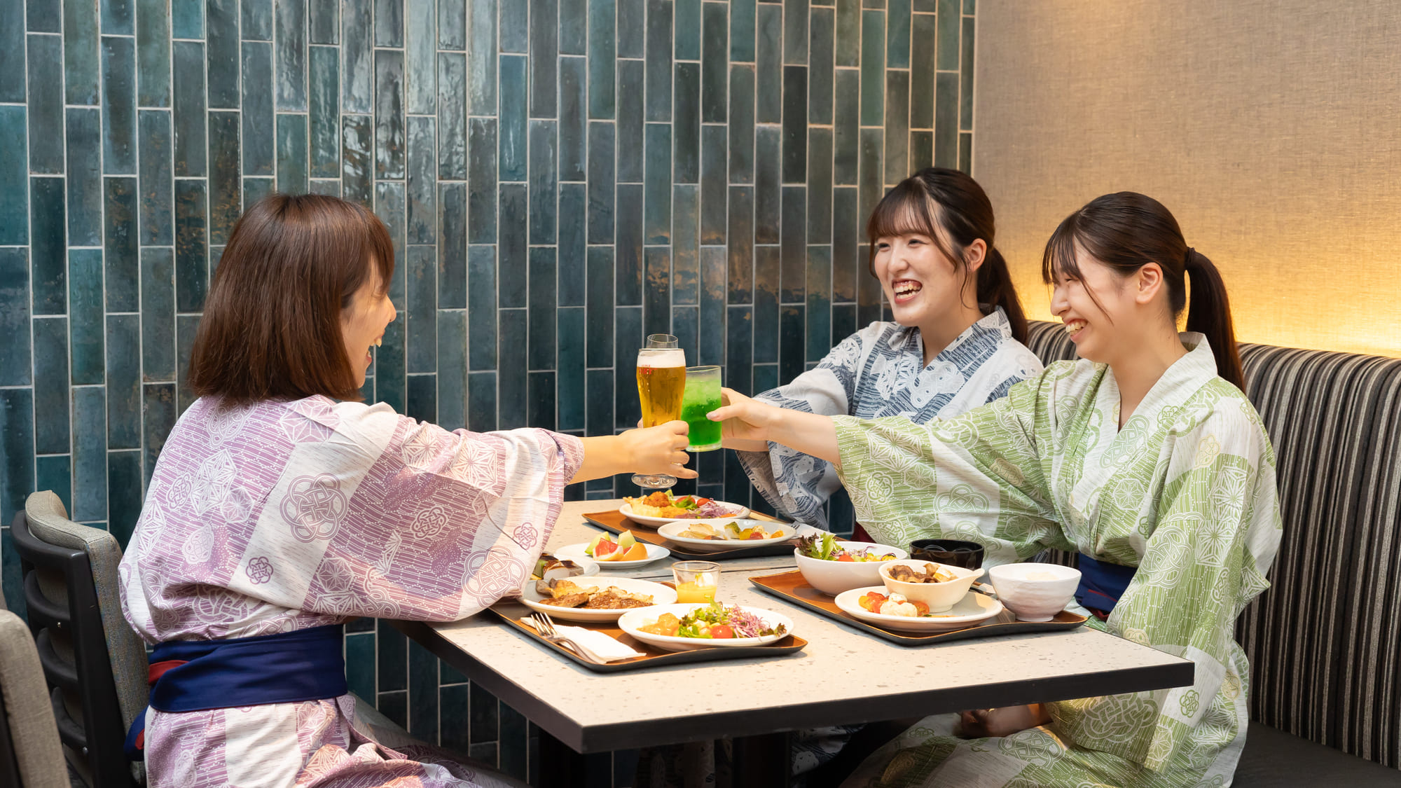 まずは乾杯！たくさん食べるぞ～♪