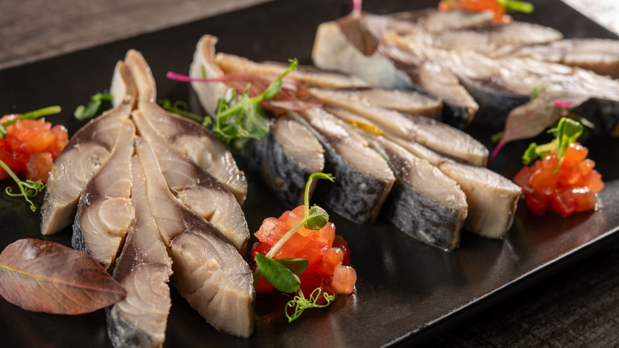 ディナービュッフェ：サバとトマトのマリネ柑橘風味