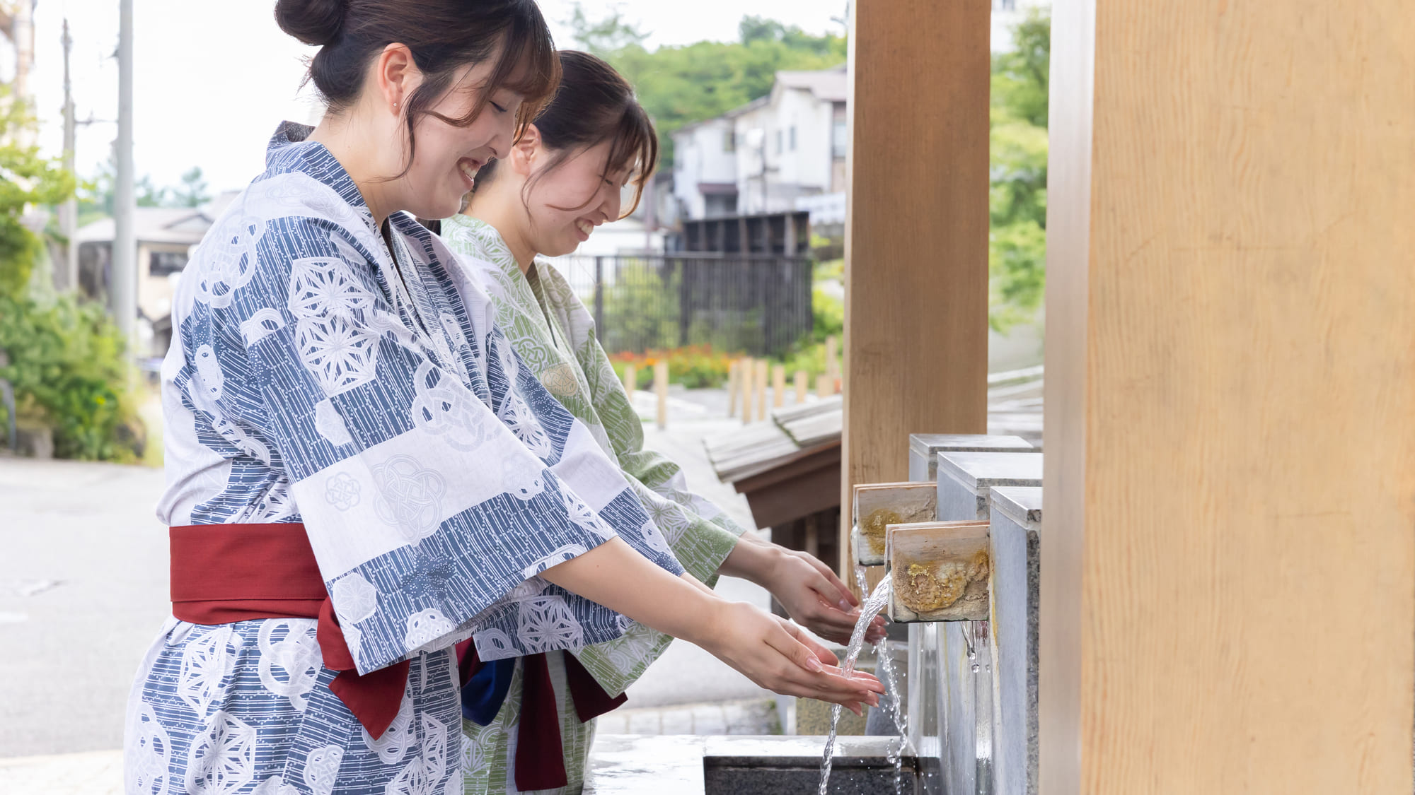 【裏草津地蔵】手洗い湯 2021年に出来た新スポット！気軽に温泉を楽しむことができます。