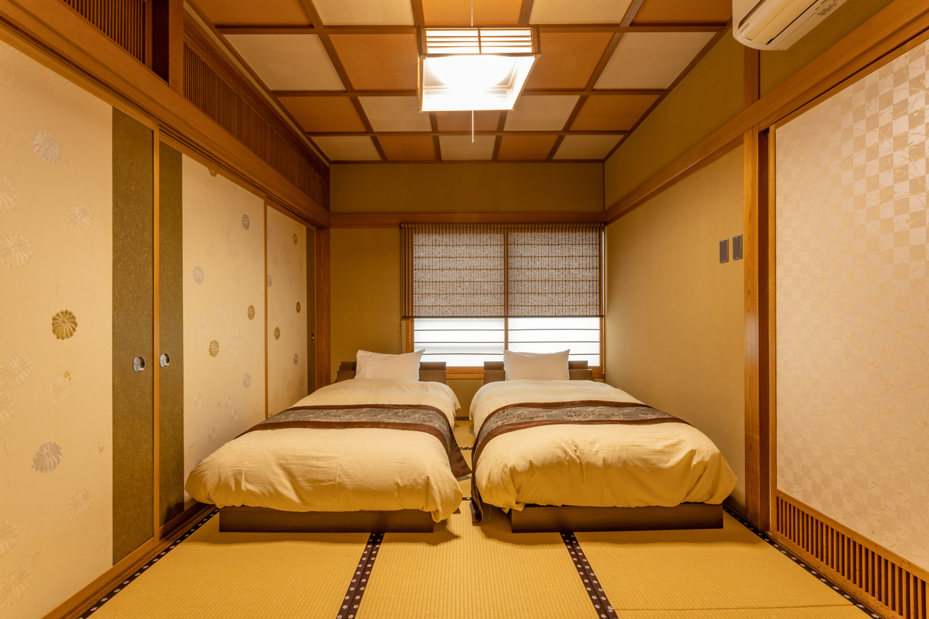 シングルベット2台設置しております