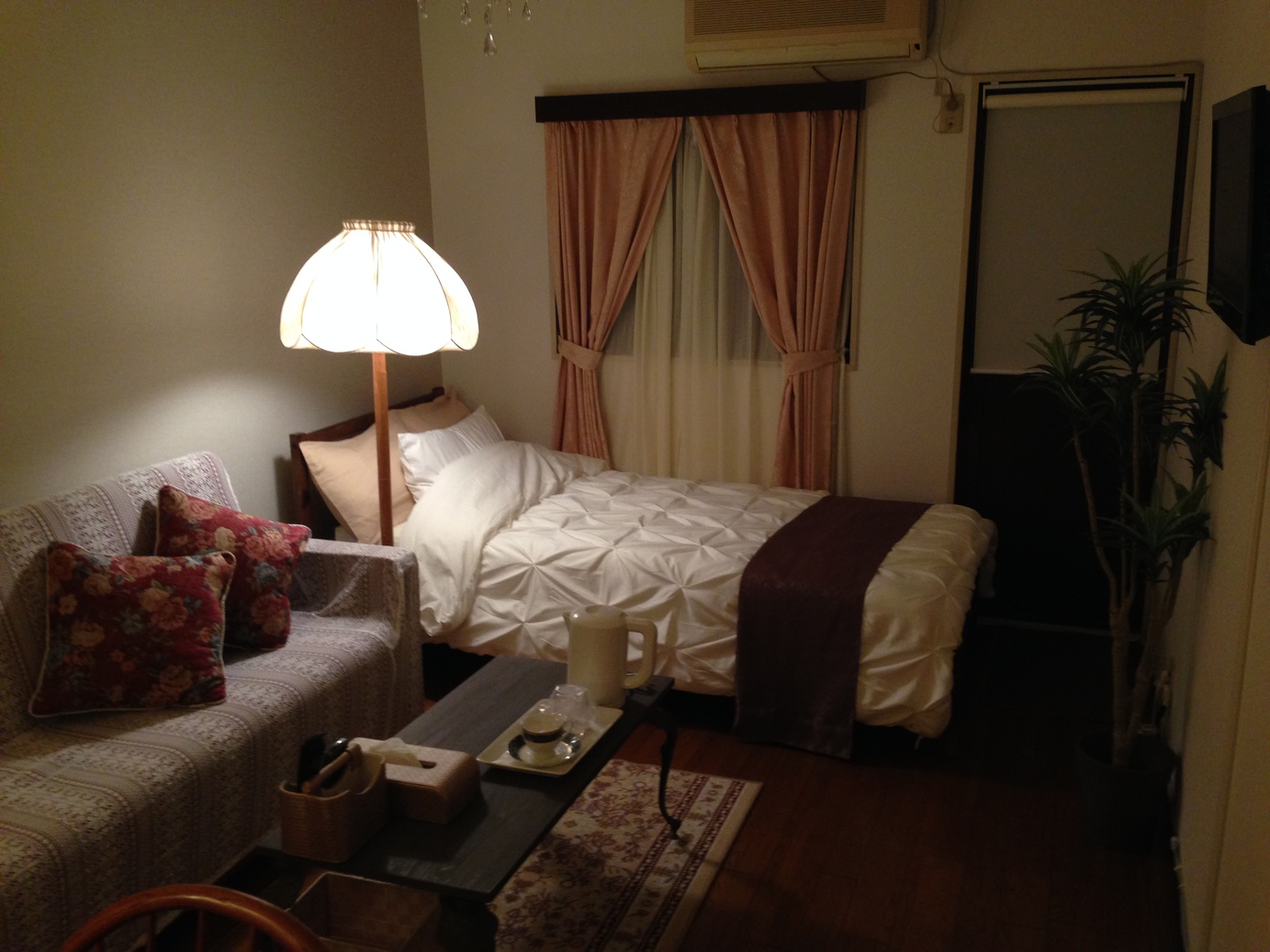 シングル〈女性専用〉