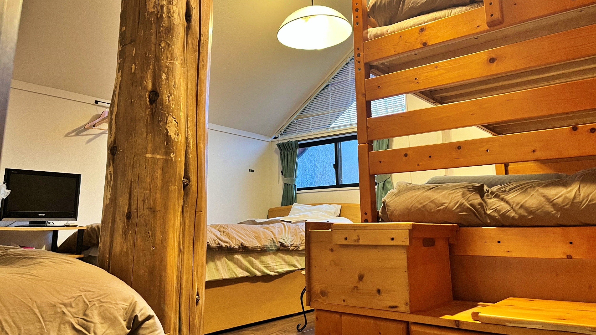 2ベッド＋2段ベッド＋ロフト