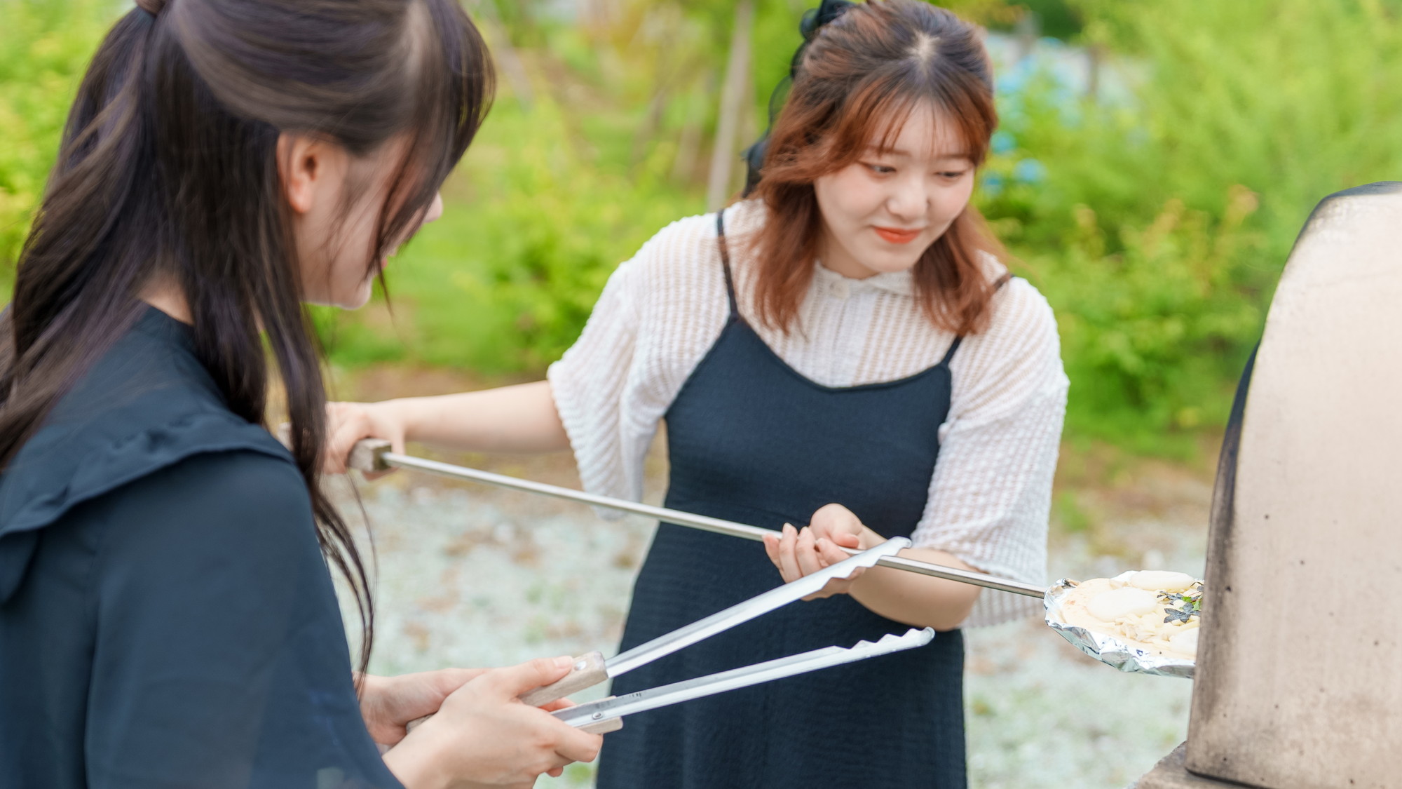 yamagataglamオリジナルのピザ窯でピザ焼き体験