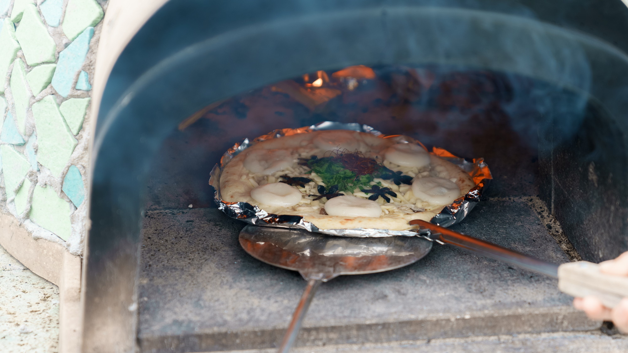 yamagataglamオリジナルのピザ窯でピザ焼き体験！