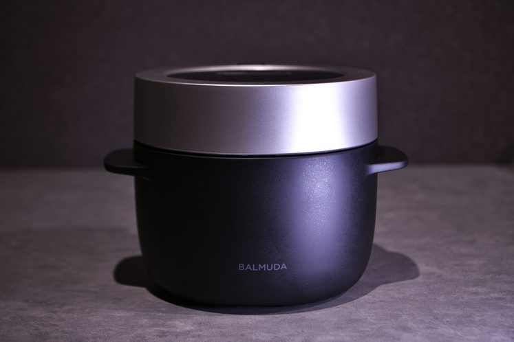 キッチン設備　炊飯器(BALMUDA)