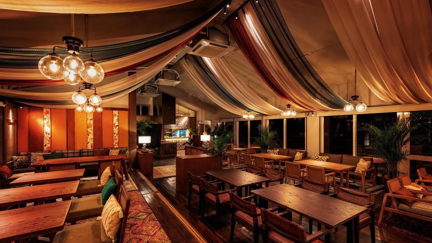 【琉球炭火料理店「うむさんの庭」】屋外テラスで沖縄の夜風を愉しむBBQ宴会プラン（2名様から）
