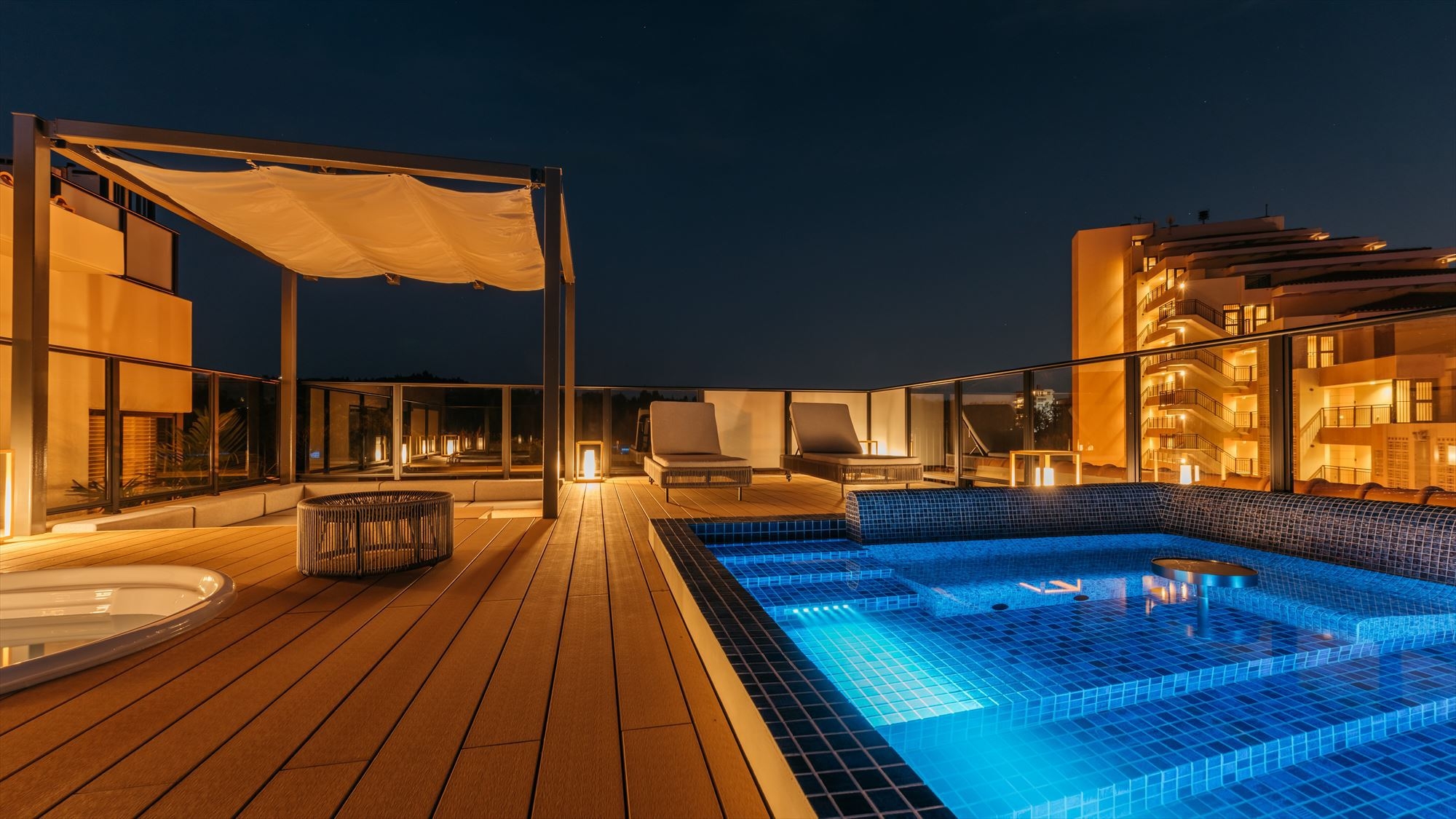 【7-9月ご宿泊限定】全室プライベートプール・屋外ジェットバス付きPOOL SUITE（朝食付）