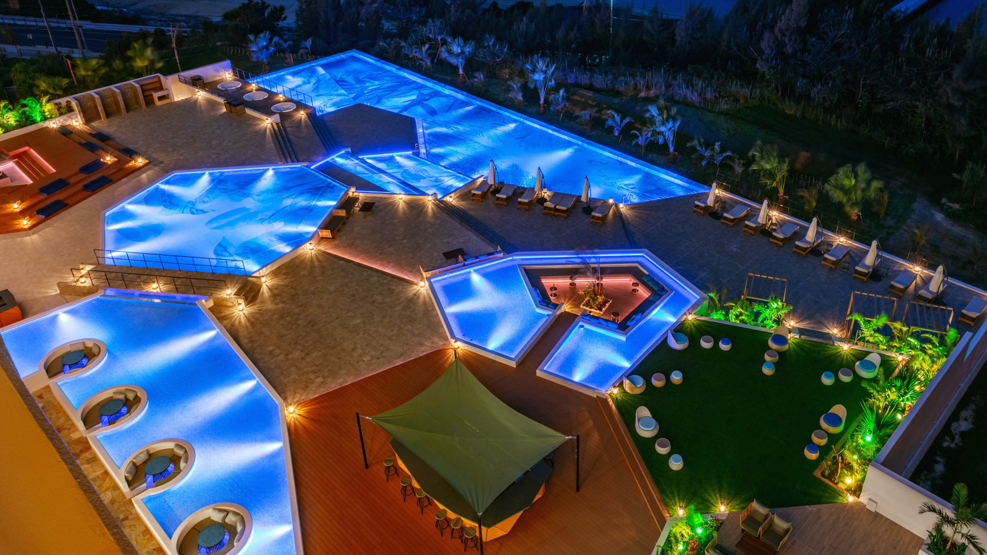 【2026年6月末まで】3連泊以上で1室につき館内利用券10，000円分付（2食付）