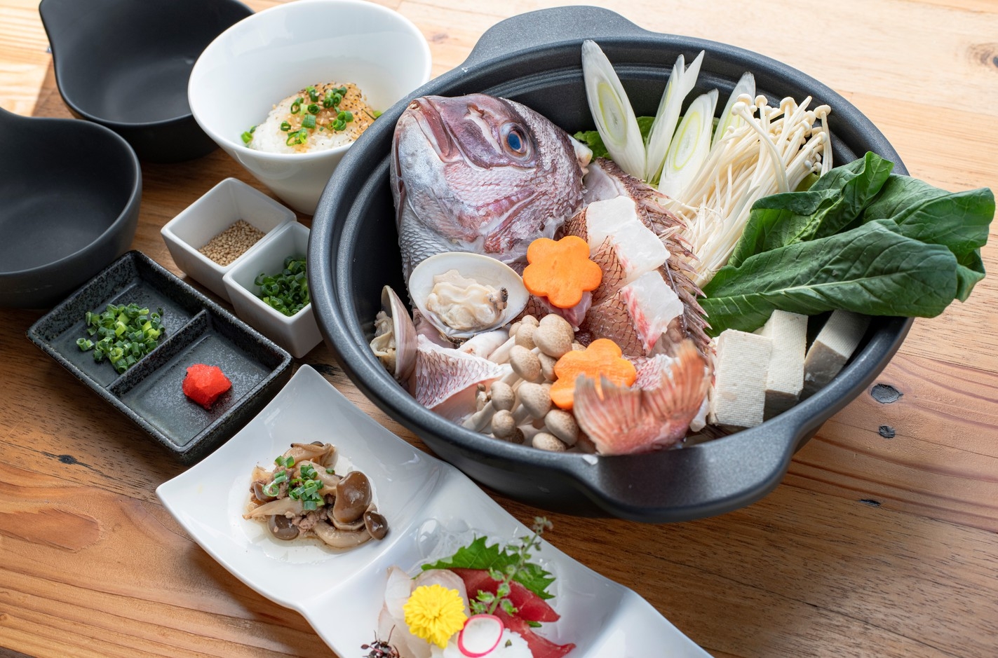 【1泊夕朝食付】冬限定　“真鯛の寄せ鍋”　暖かいお部屋から絶景の夕日を。