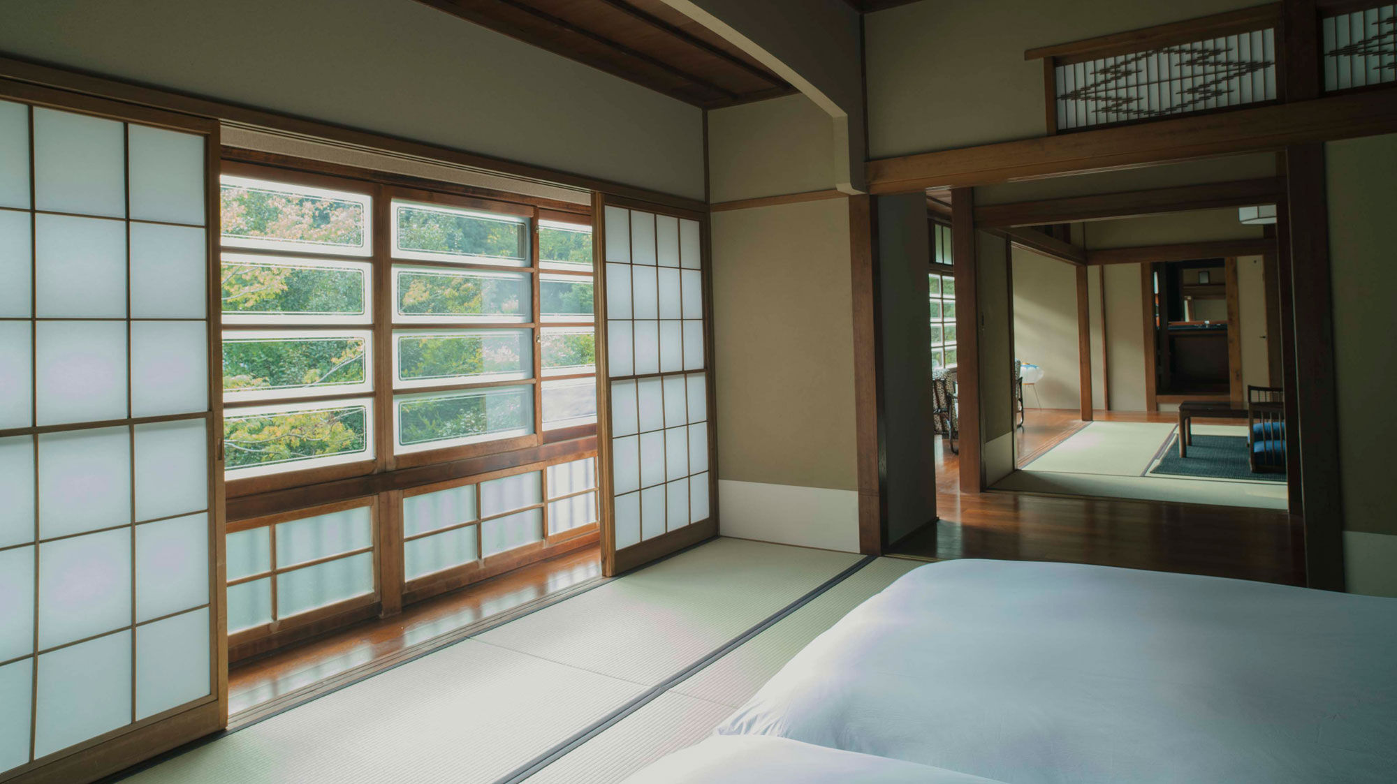 【青藤】広々としたベッドルームを備えた客室