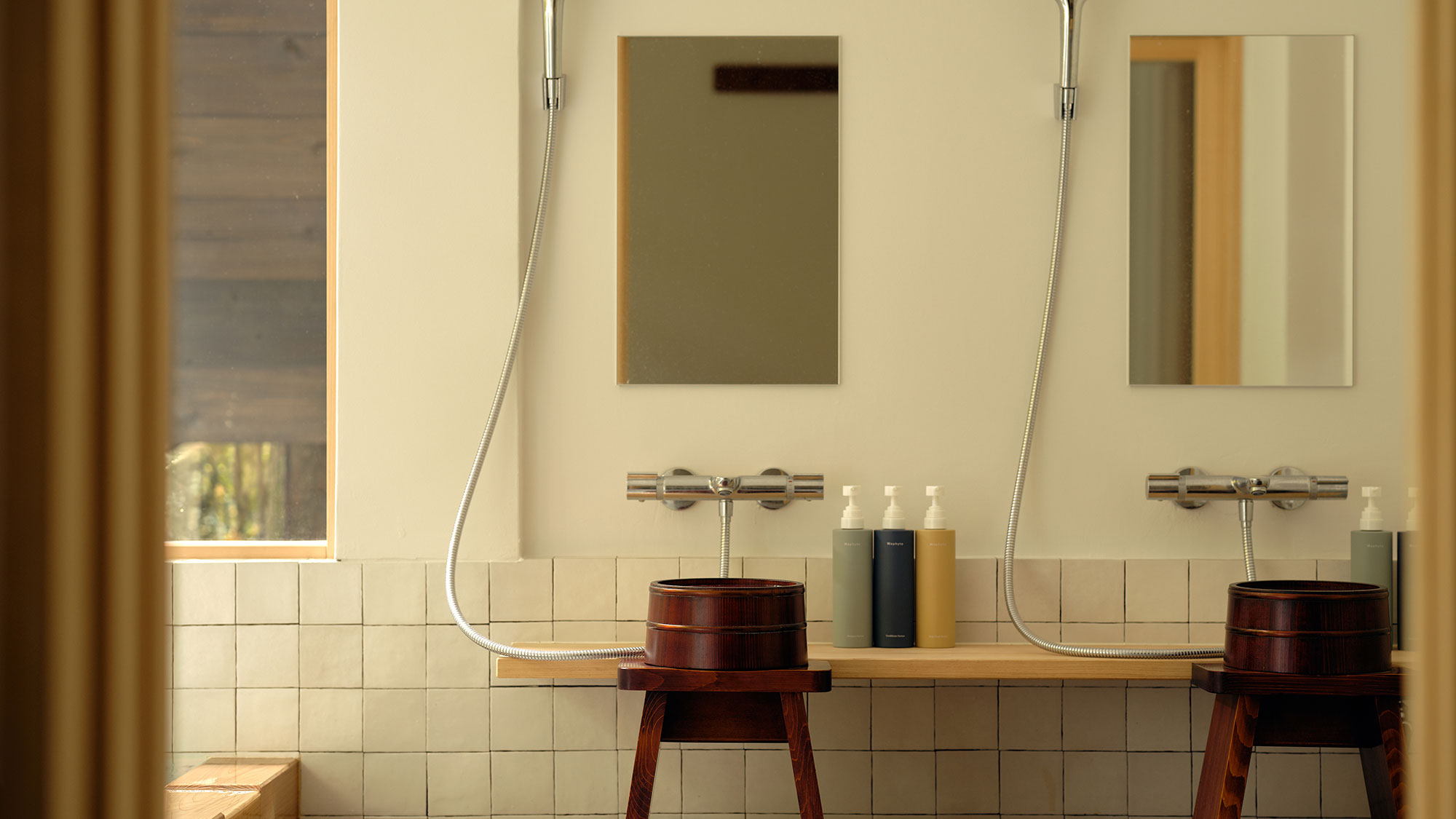 【石楠花】広々としたシャワールーム