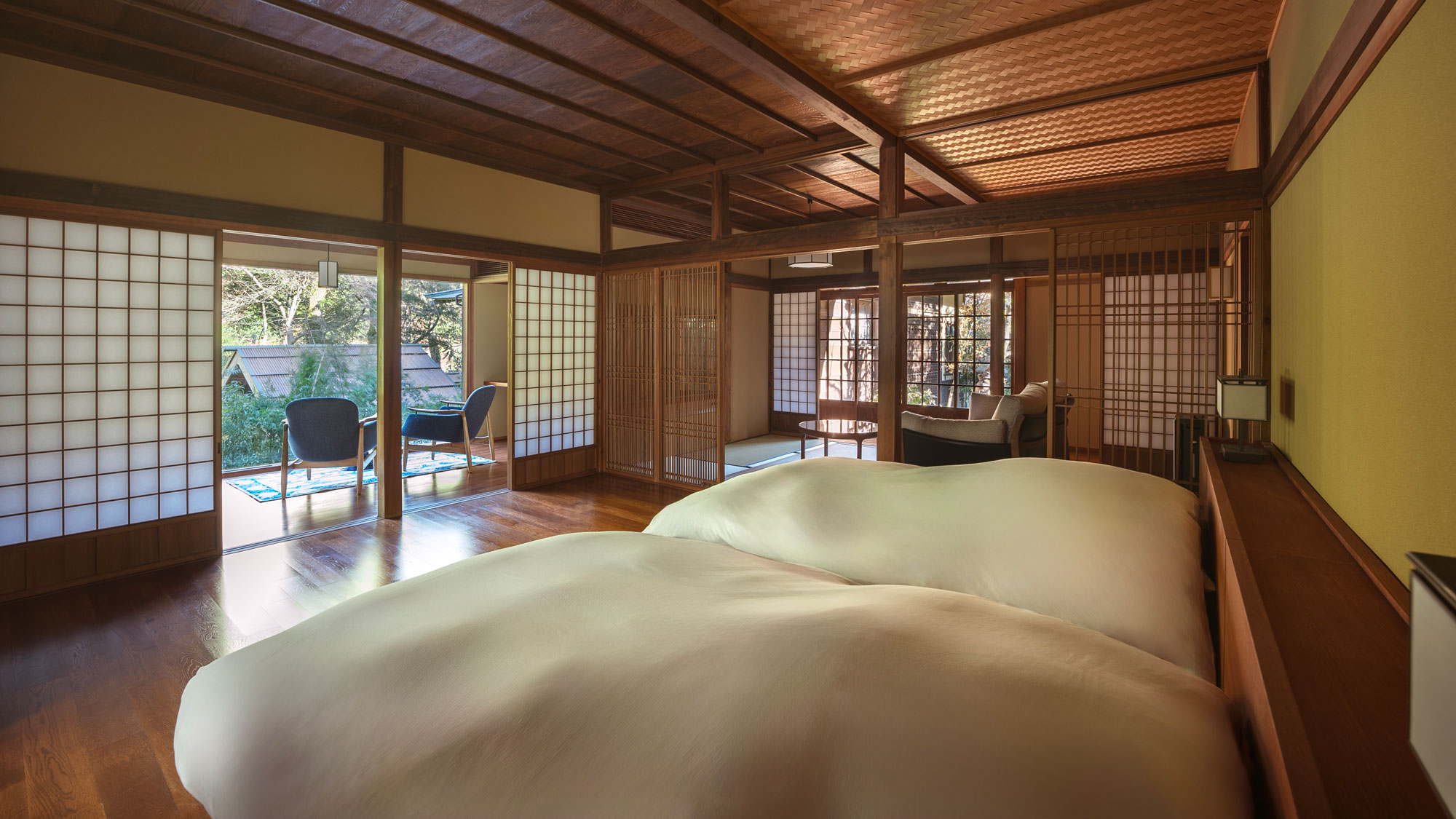 【石楠花】寝室はすべて独立した洗面とシャワー付き