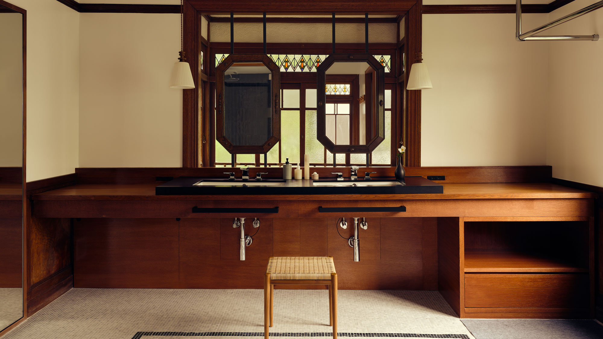 【石楠花】3つの寝室は独立した洗面所と浴室を備えております