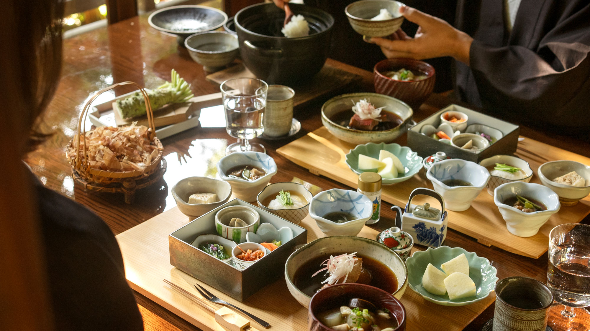 【石楠花】心も体も喜ぶ新鮮で優しいお食事をお愉しみください