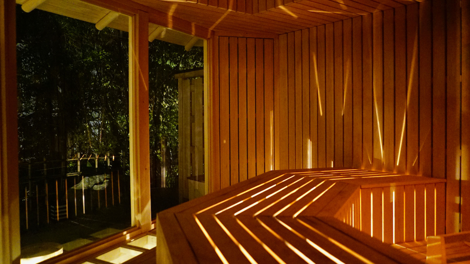 【茶室サウナ（月の湯）】木の香りとセルフロウリュを愉しむ