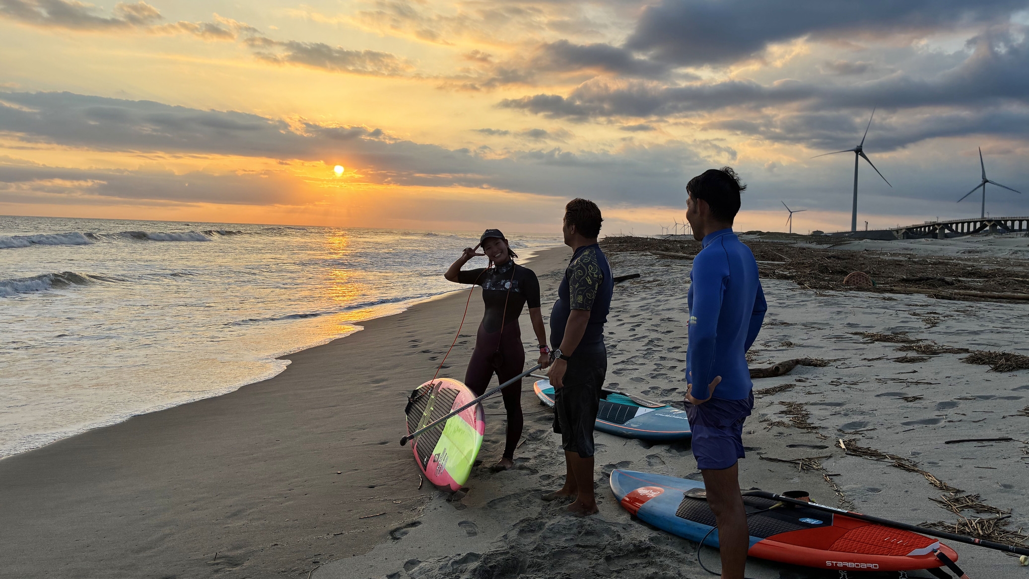 【選べる体験案内】SUPorサーフィン ●朝食付き●