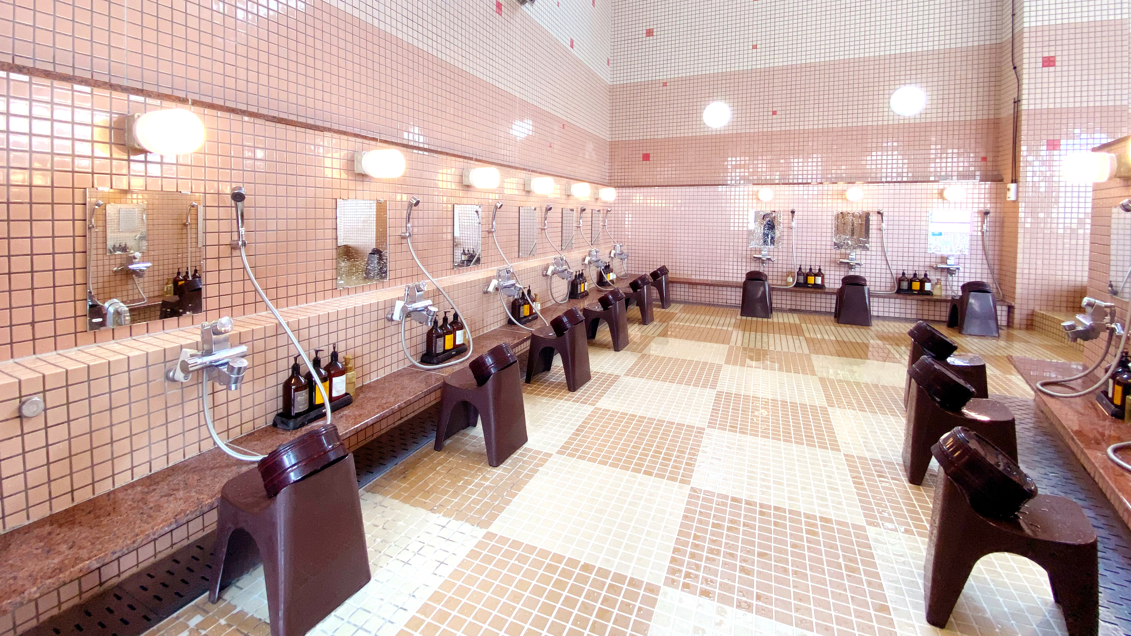 大浴場　洗い場