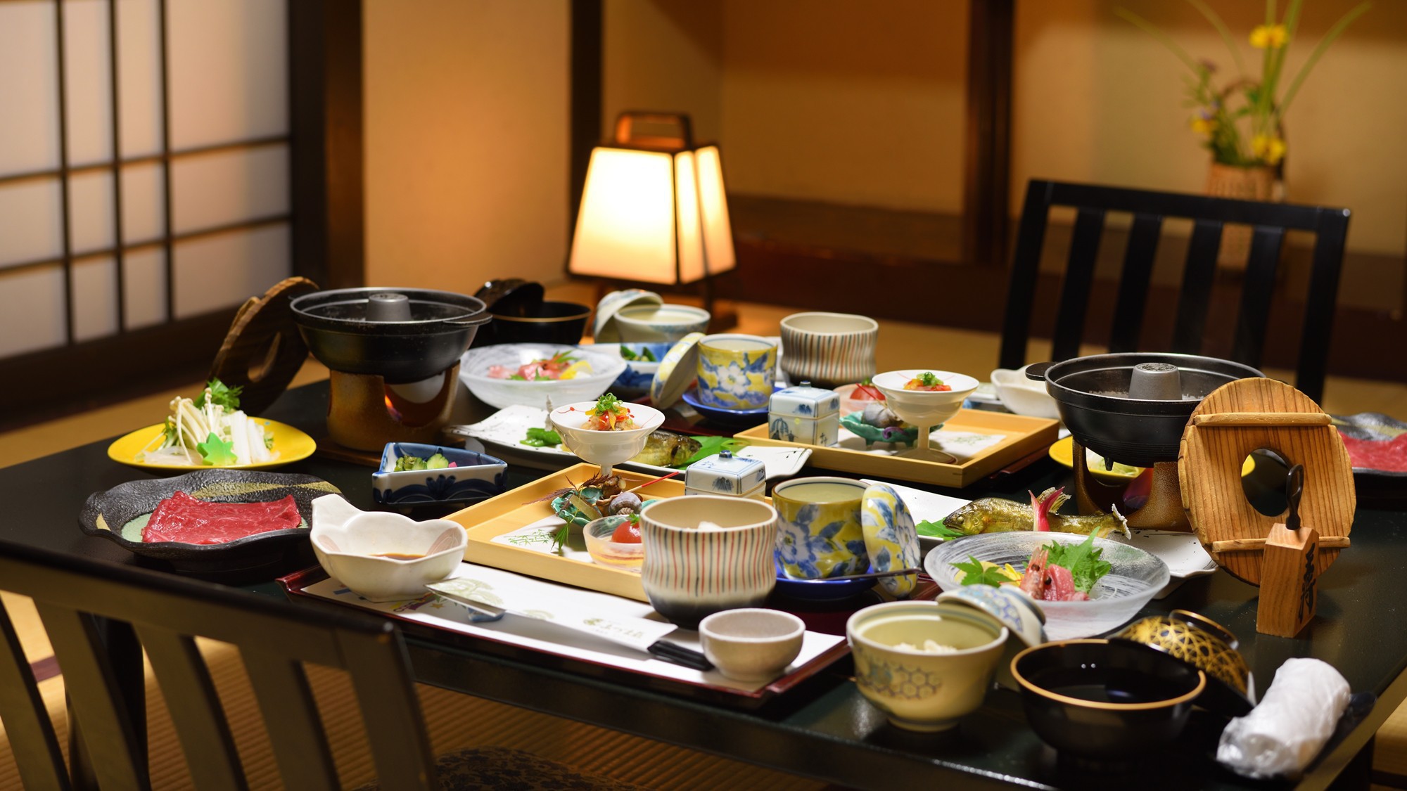 繊細な肉質で魅了するブランド和牛「山形牛」の堪能すき焼きプラン 