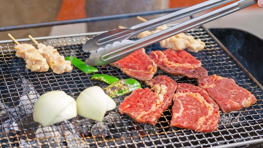 お庭でBBQをお楽しみいただけます