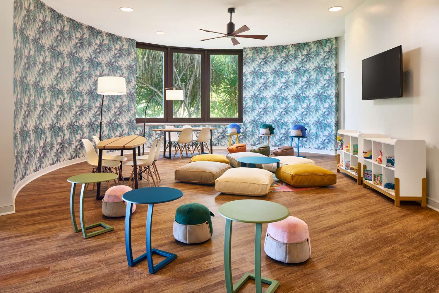 ボエジャー47 クラブラウンジ