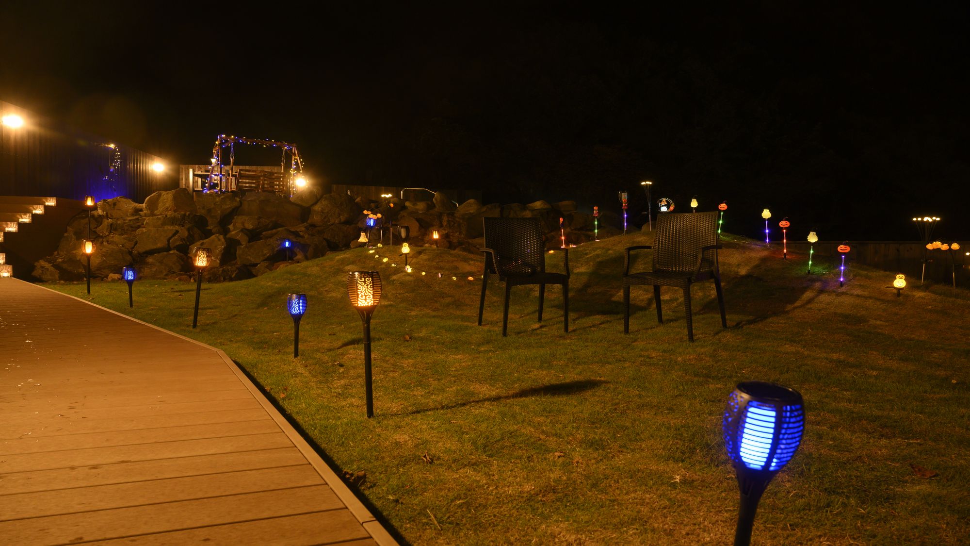 天空露天プール（大露天風呂）（夜）