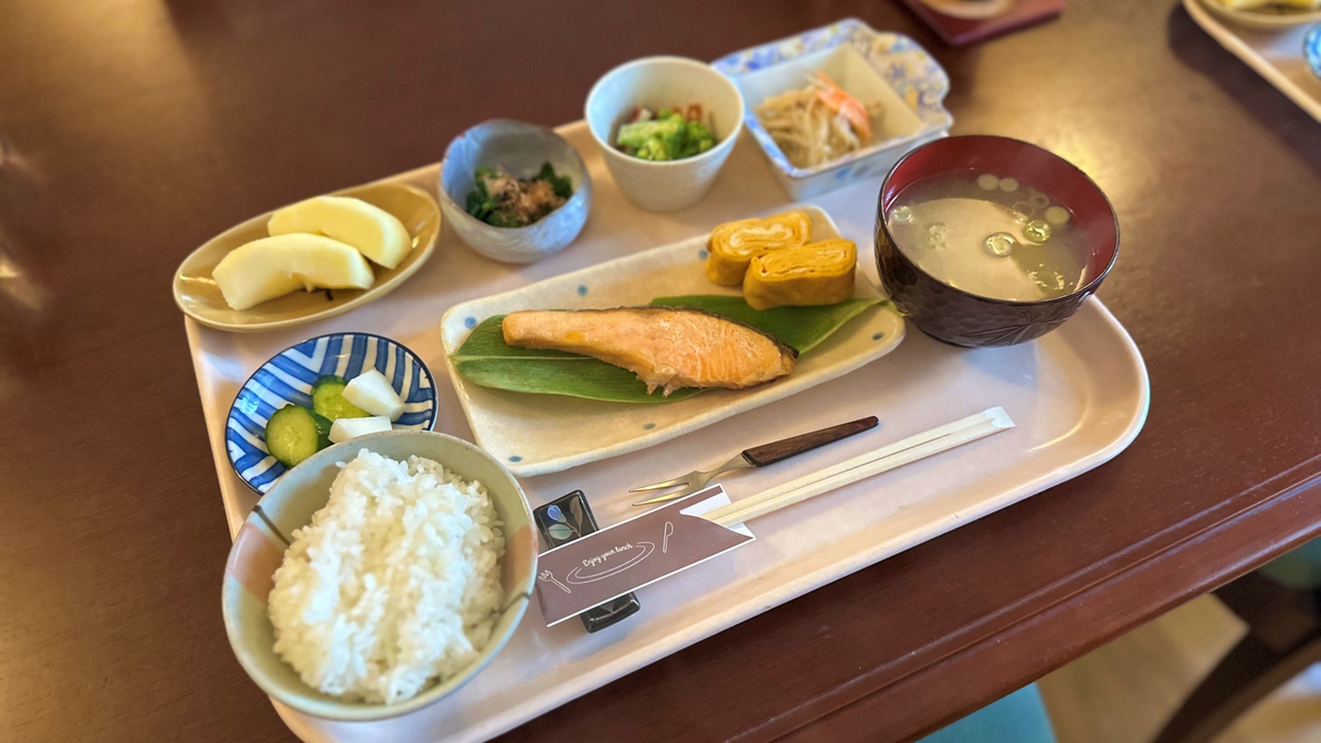 近隣レストランかっぱで使える食事券付【8連泊以上でお得！】何もしないをする旅。（朝食付）