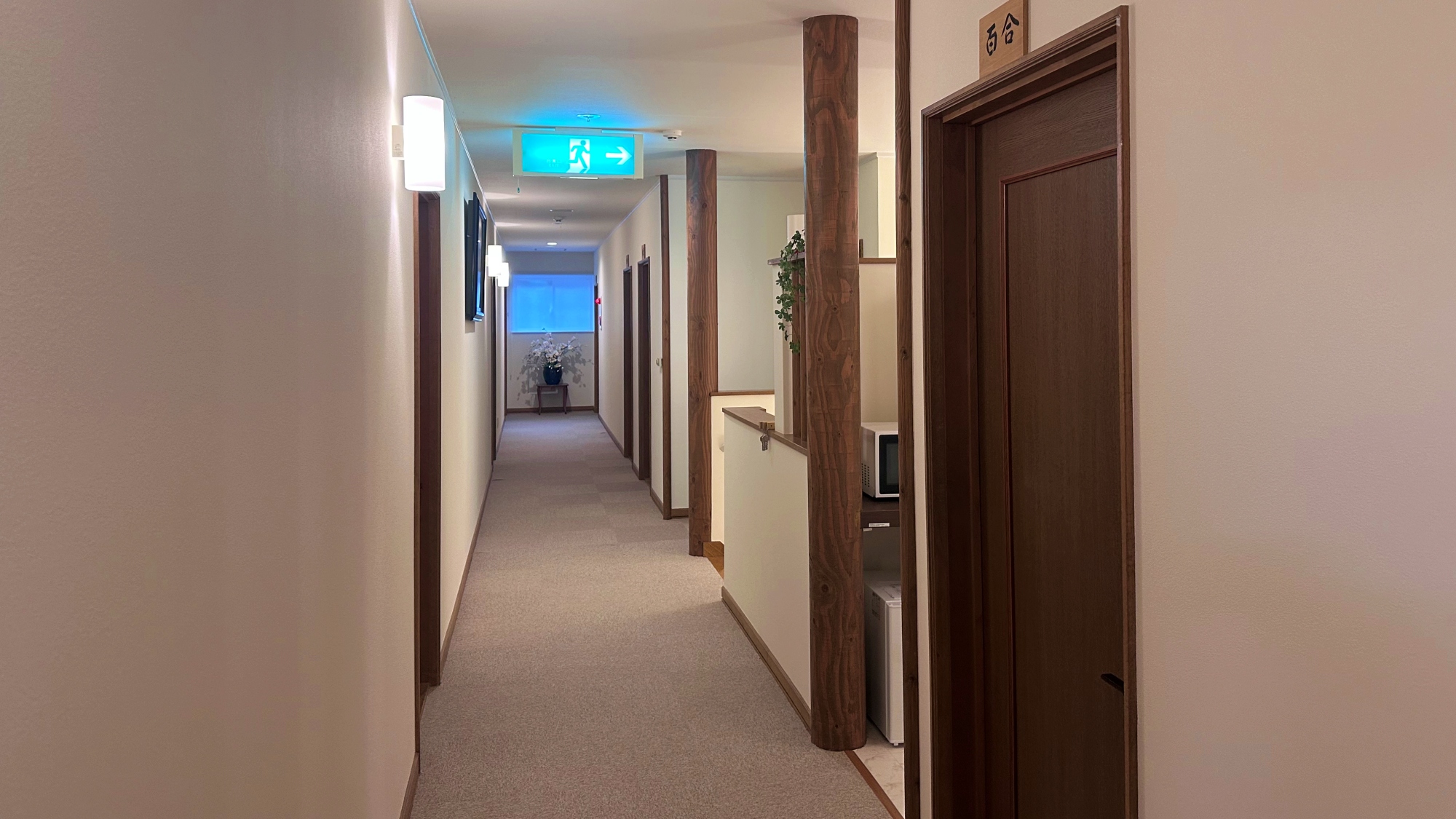 2階、廊下