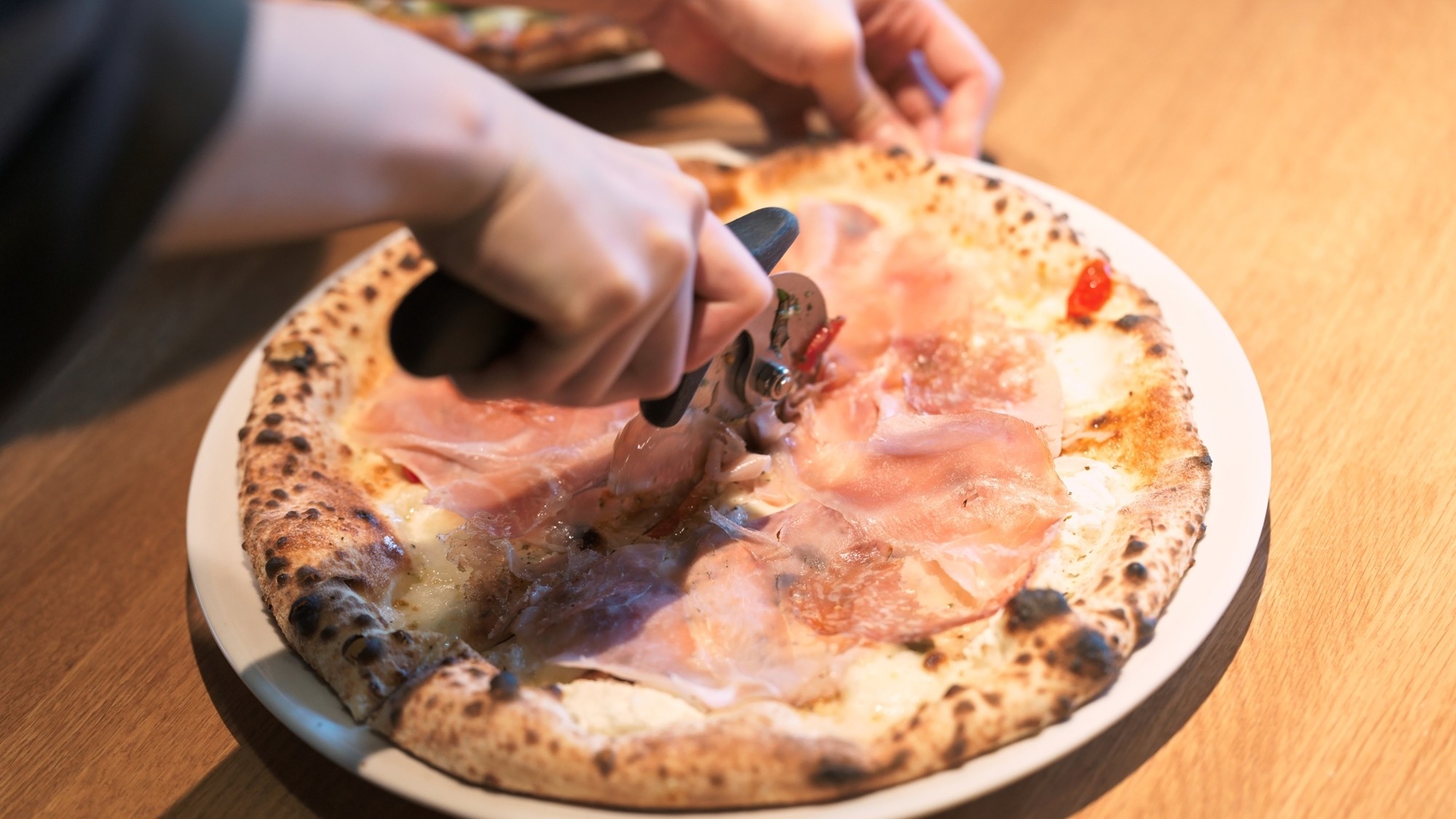 GOOD CHEESE GOOD PIZZA