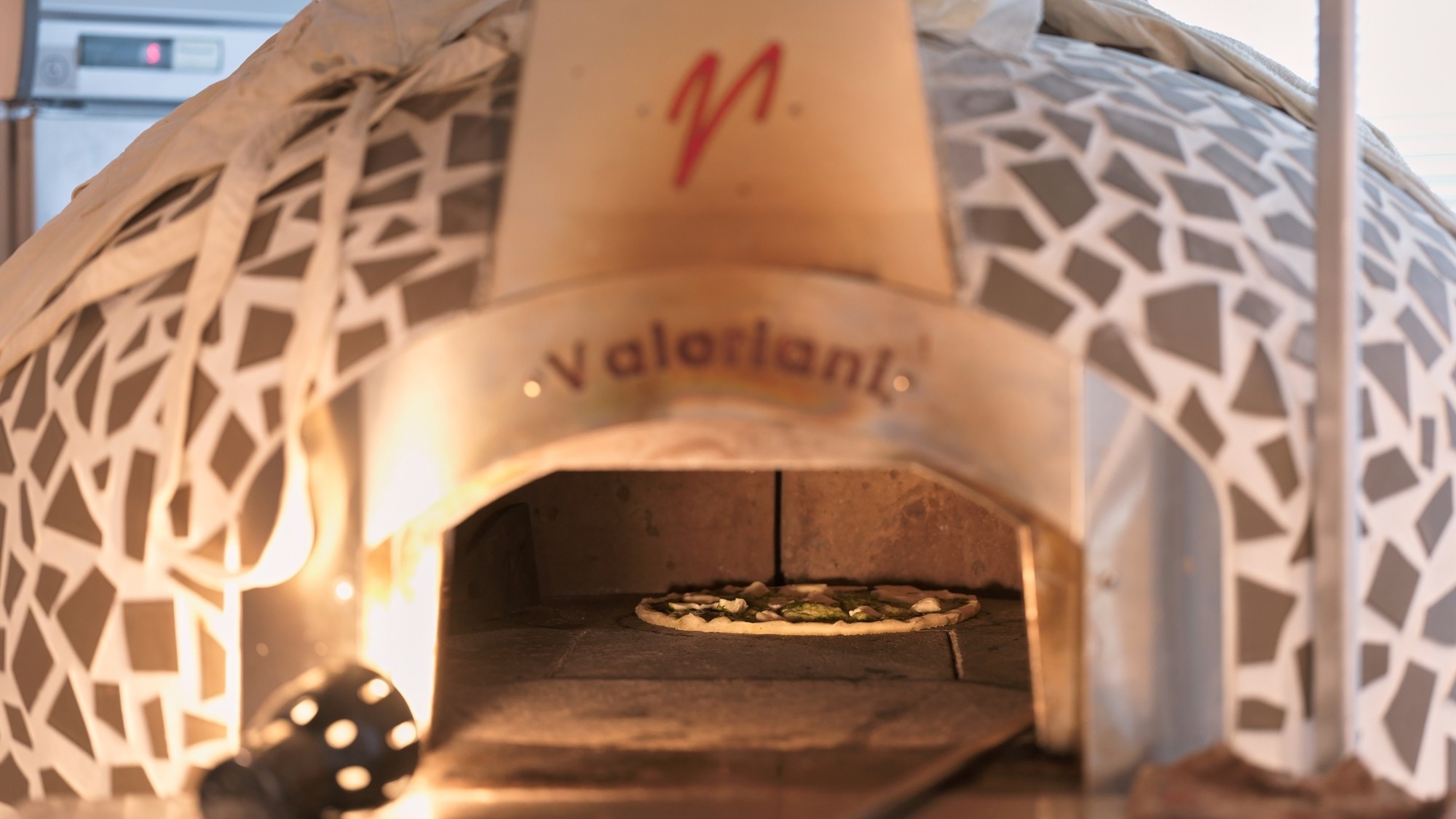 GOOD CHEESE GOOD PIZZA