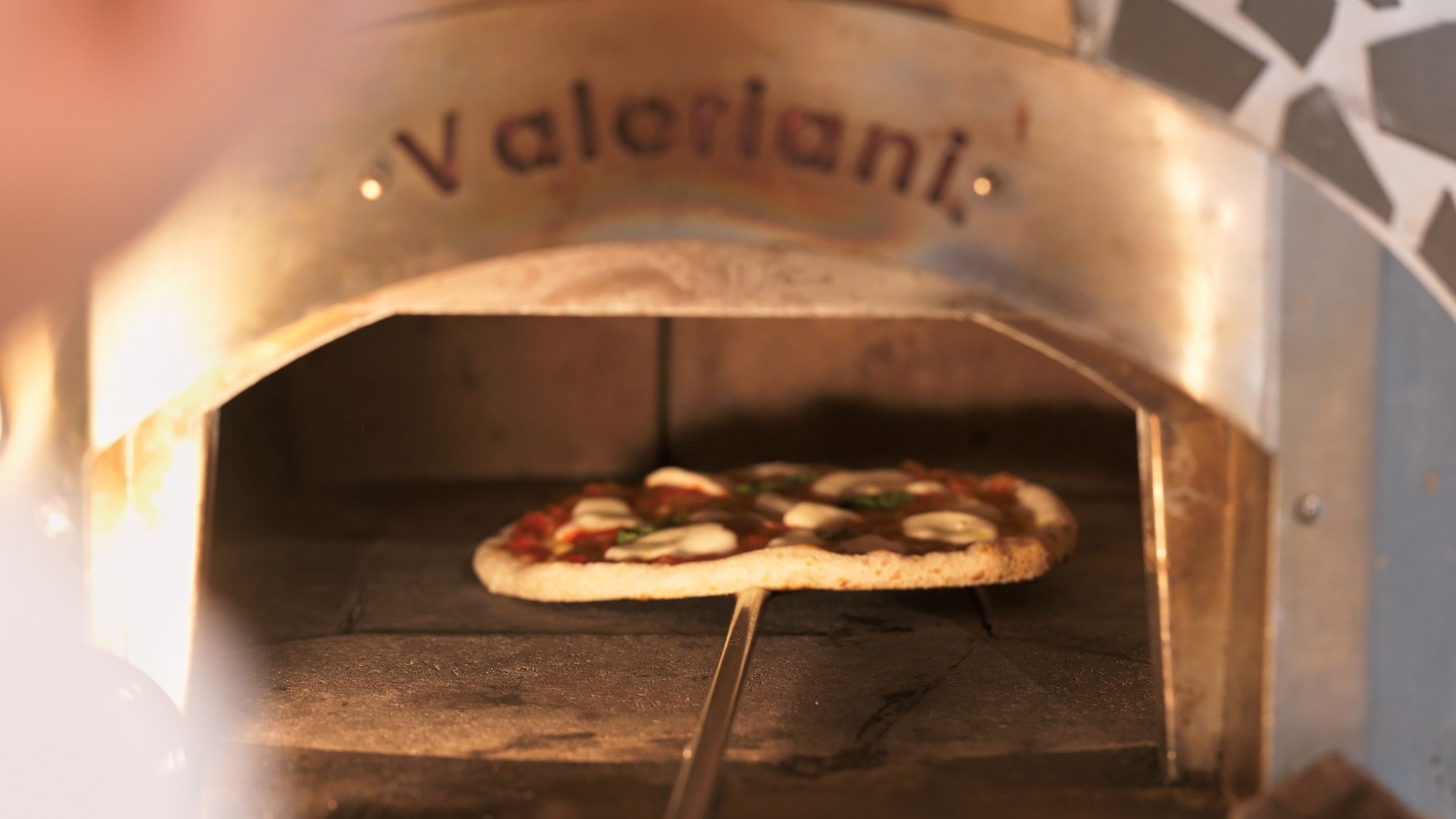 GOOD CHEESE GOOD PIZZA