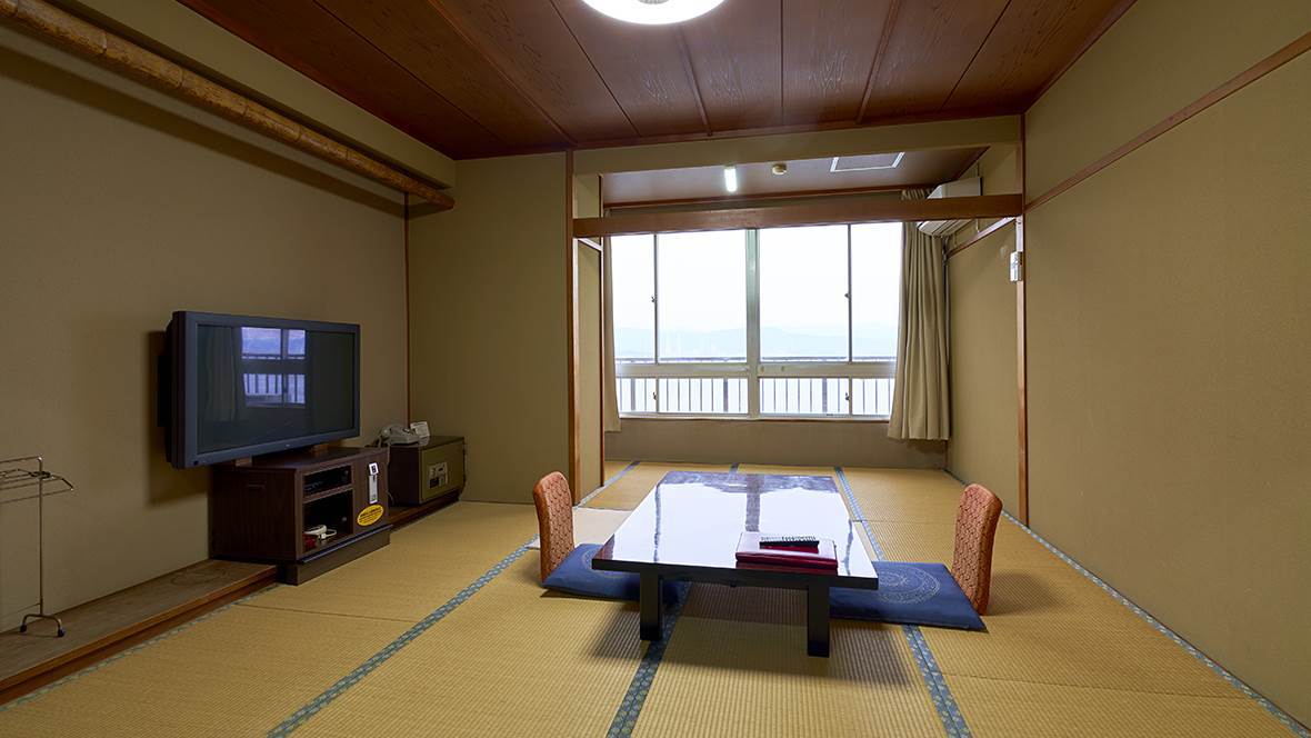 （2階）波の音に癒される和室10畳