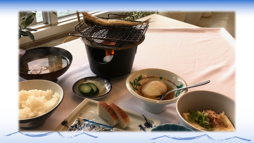 「和歌浦の健康和朝食」冷ややっこは地元の隠れた名店から仕入れた豆腐にこだわっています。