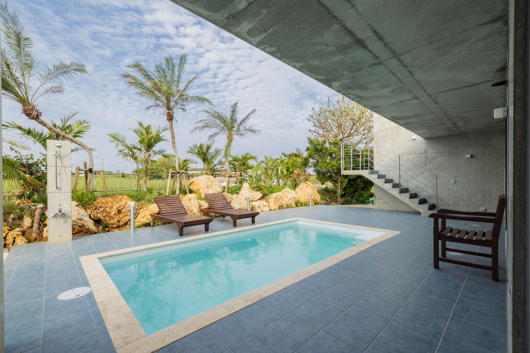 【Palm Terrace】7連泊以上20％OFF！心落ち着くプール付きプライベートリゾート♪