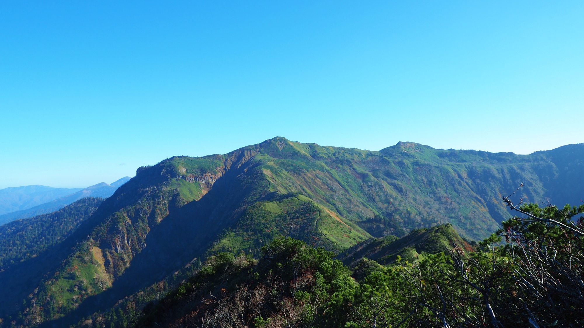 【新緑の武尊山】