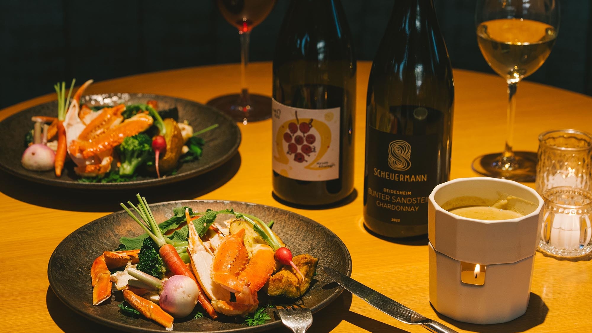 【ペアリング特別プラン】＜薪窯焼き蟹とナチュラルワイン＞セレクターが選び抜いた赤白を愉しむ【SK】