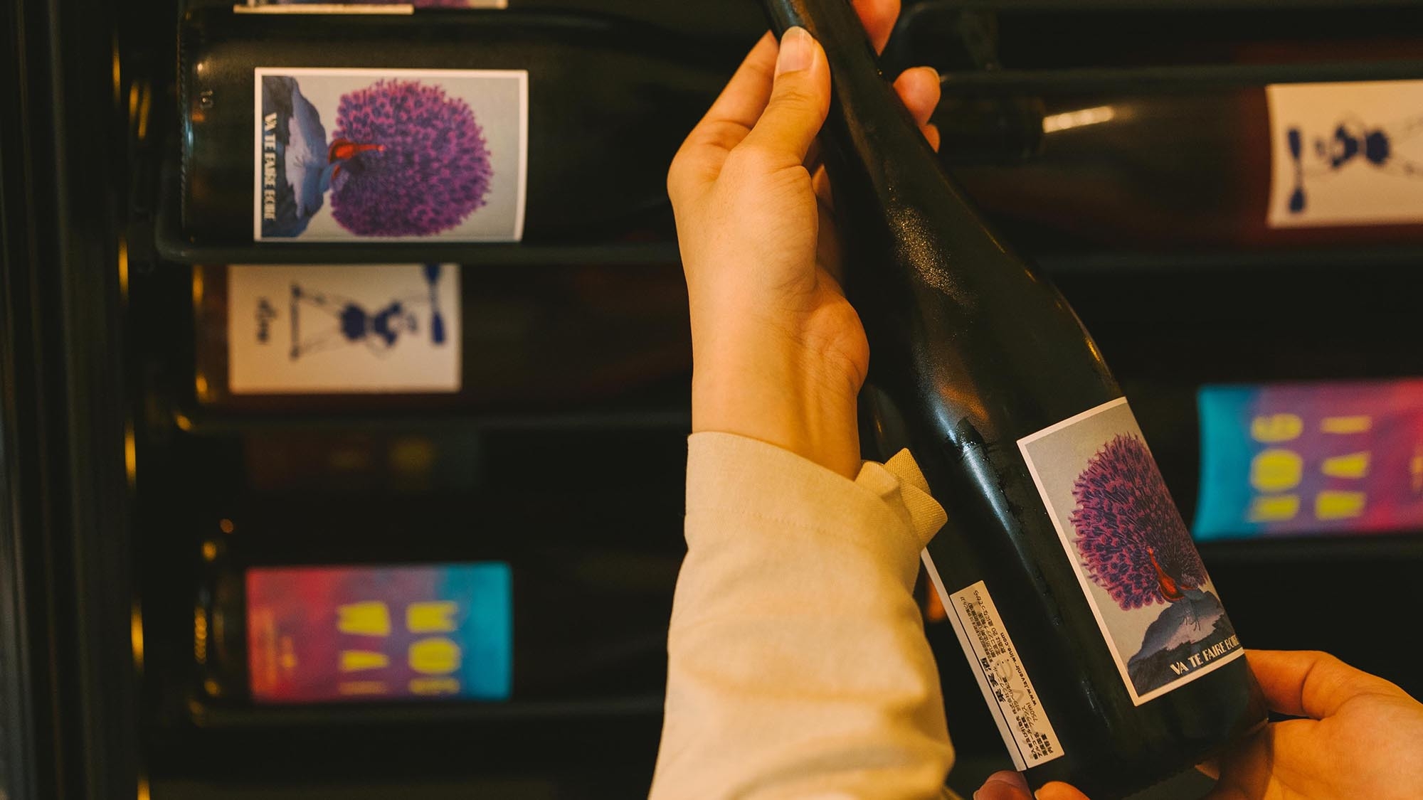 【ペアリング特別プラン】＜薪窯焼き蟹とナチュラルワイン＞セレクターが選び抜いた赤白を愉しむ【SK】