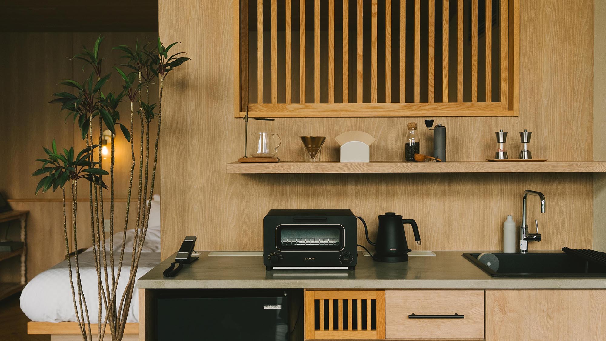 ［湖邸 -Kotei-］晴ル -haru-