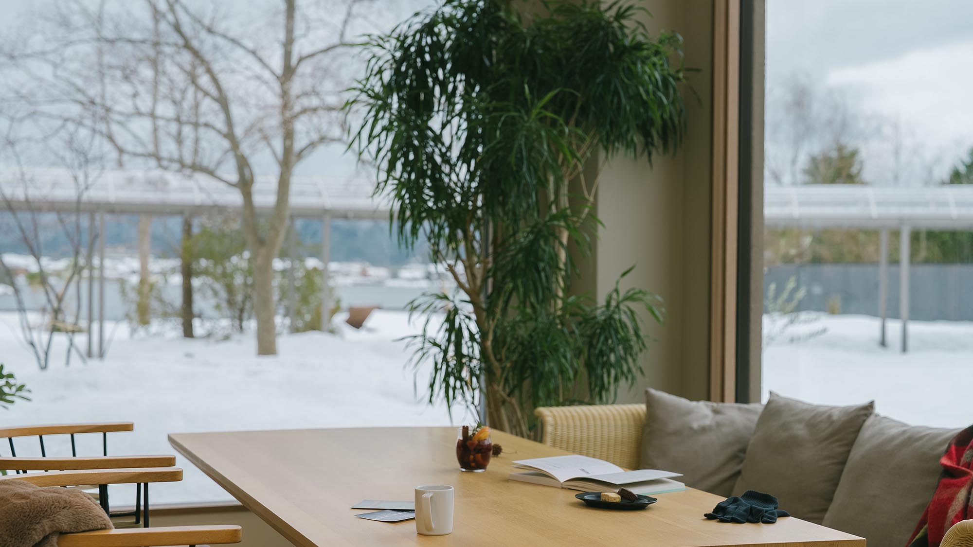 ［ラウンジ艸］