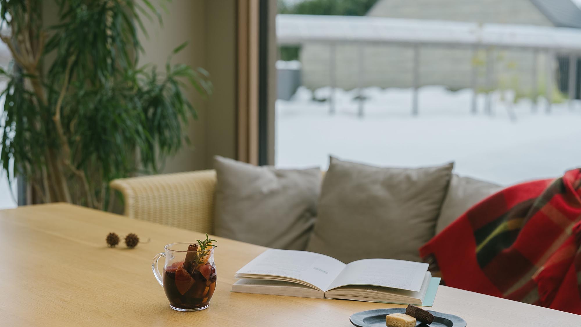 ［ラウンジ艸］