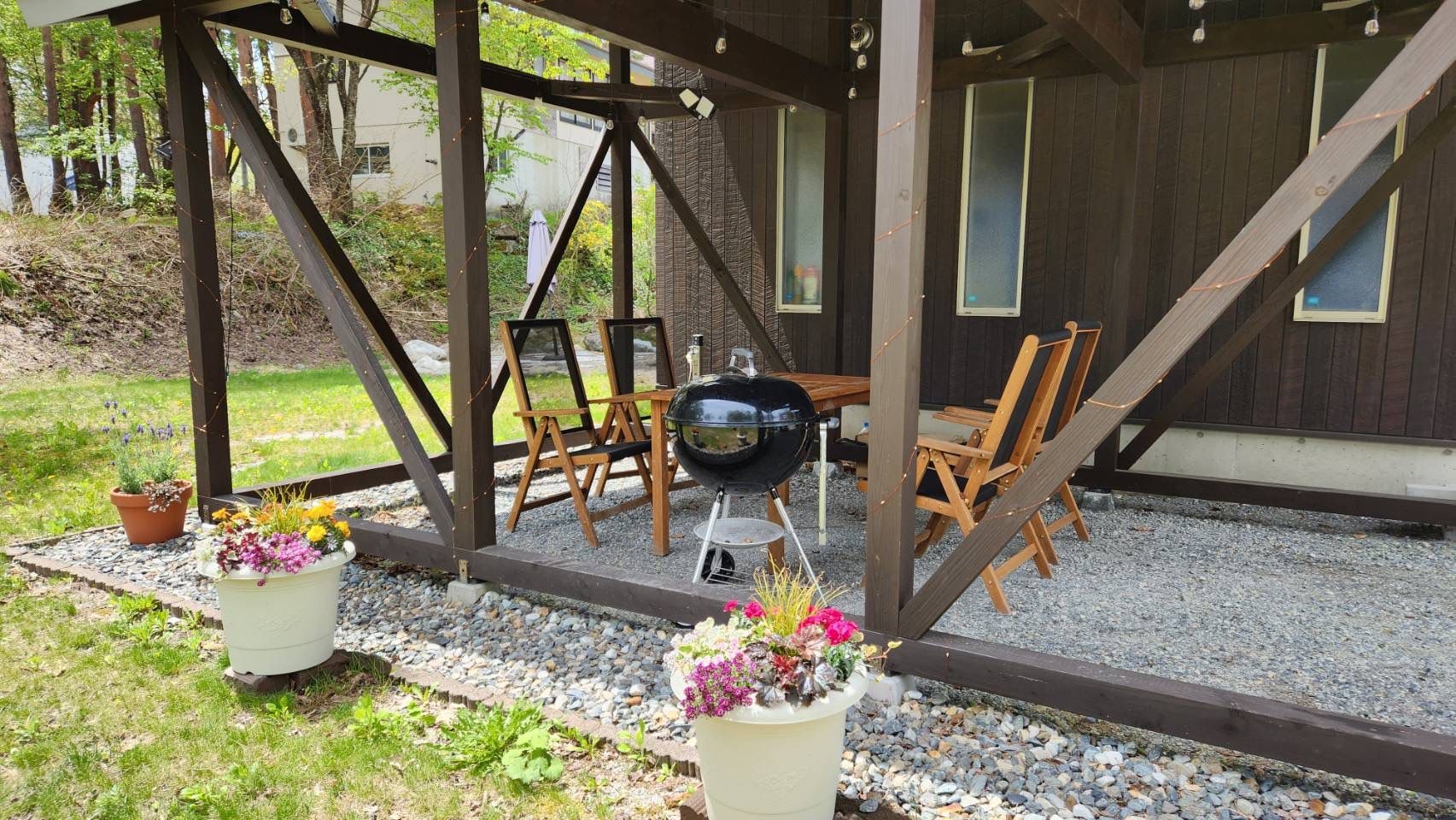 BBQスペース完備の貸別荘に贅沢ステイ！