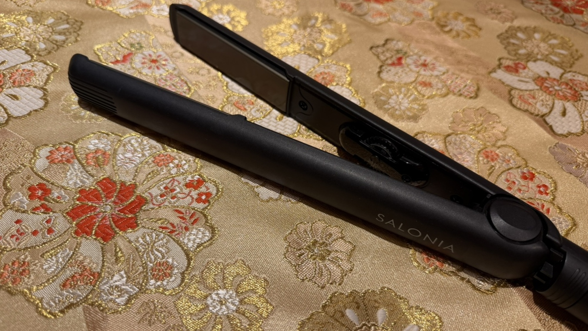 ■貸出グッズ　ヘアアイロン