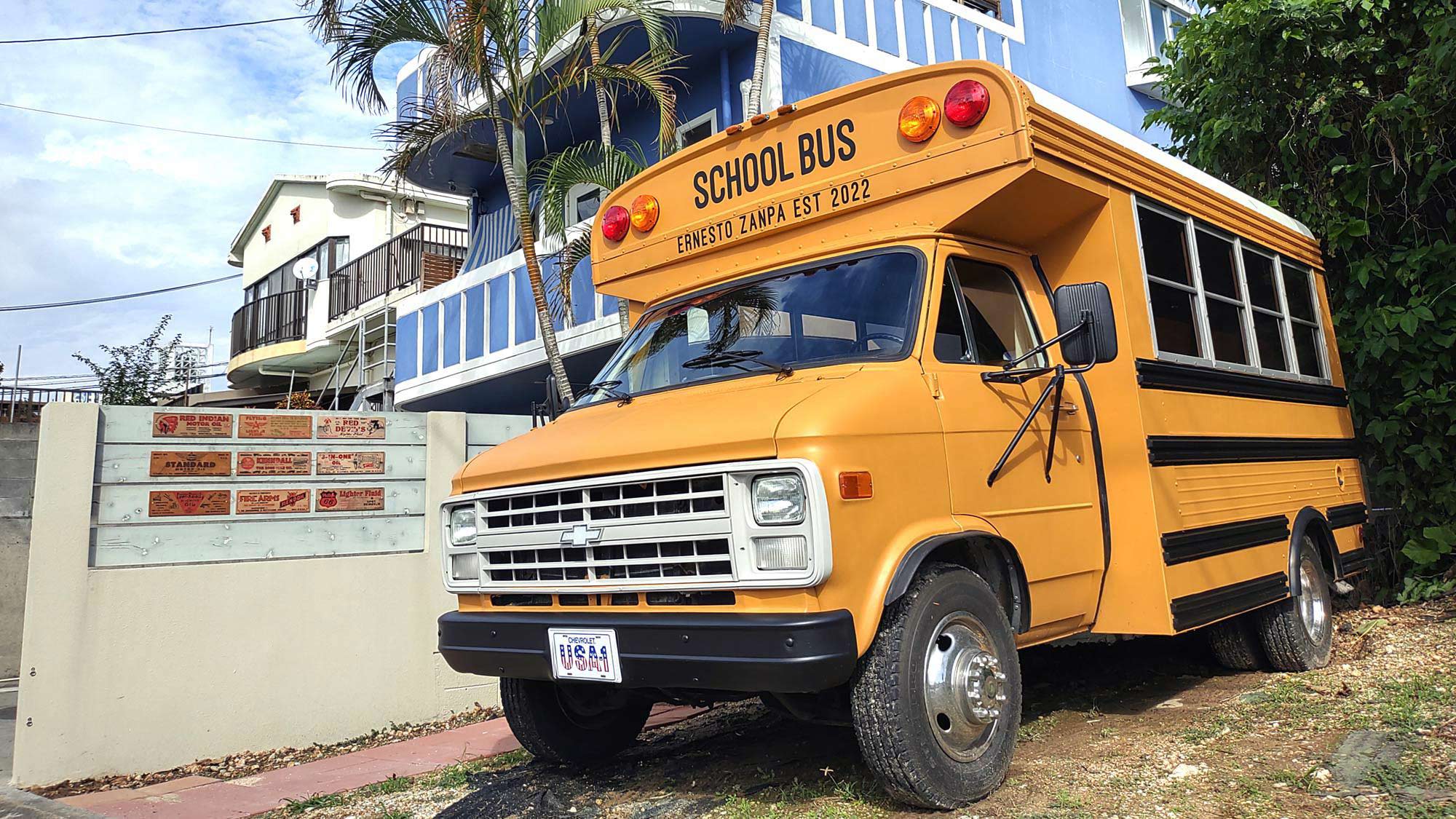 アメリカのスクールバスがやってきました！