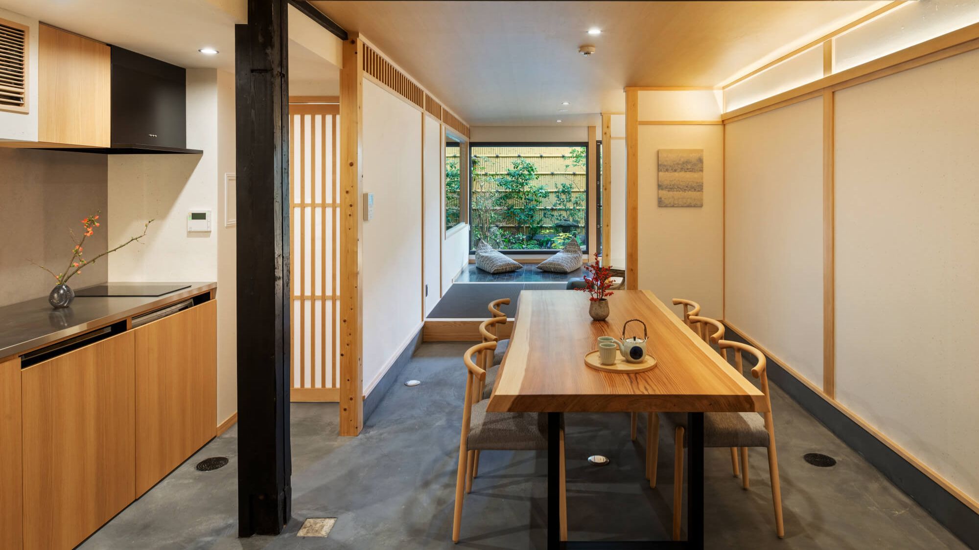 リビングダイニング