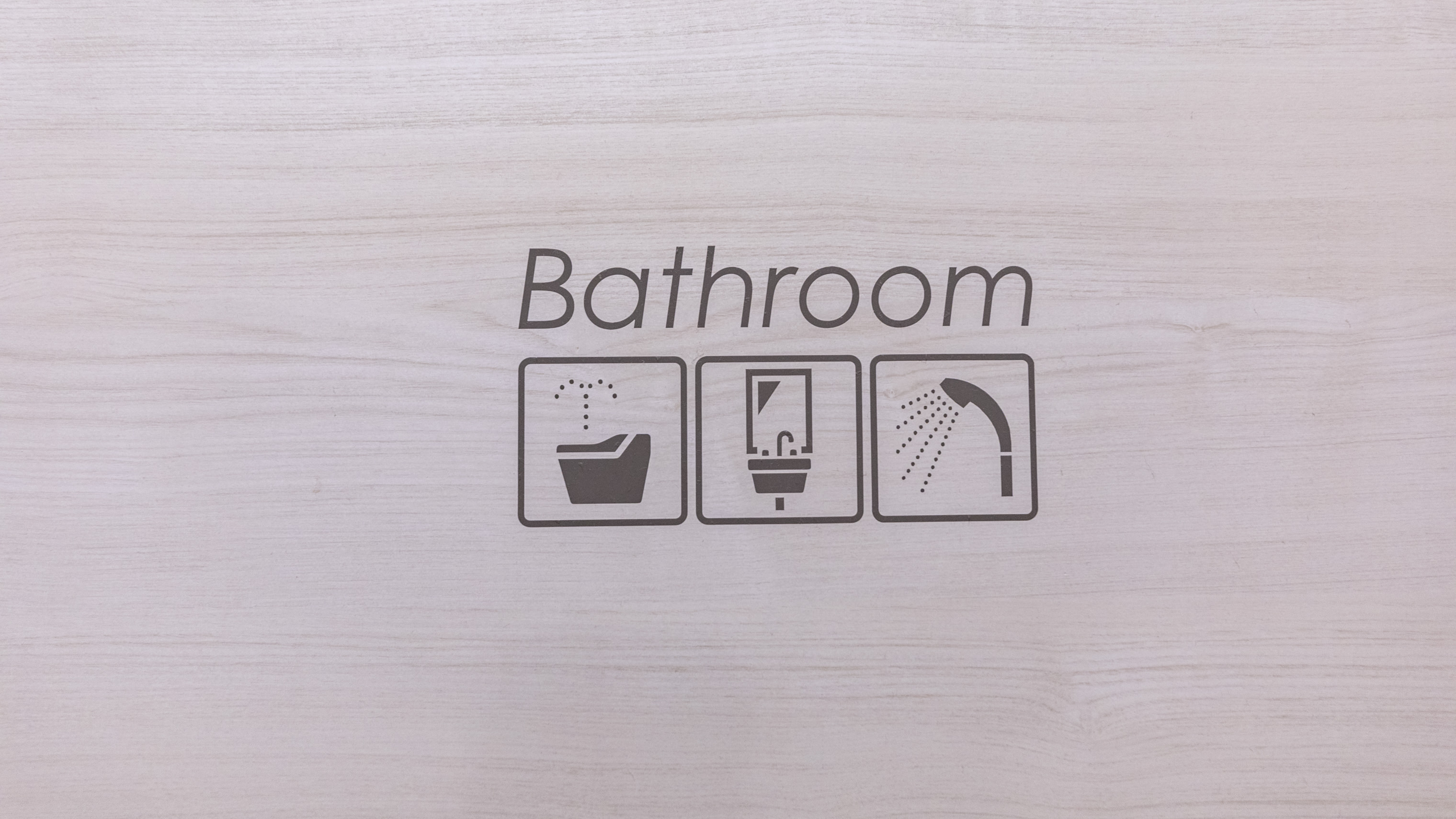 カプセルフフロア女性用バスルーム