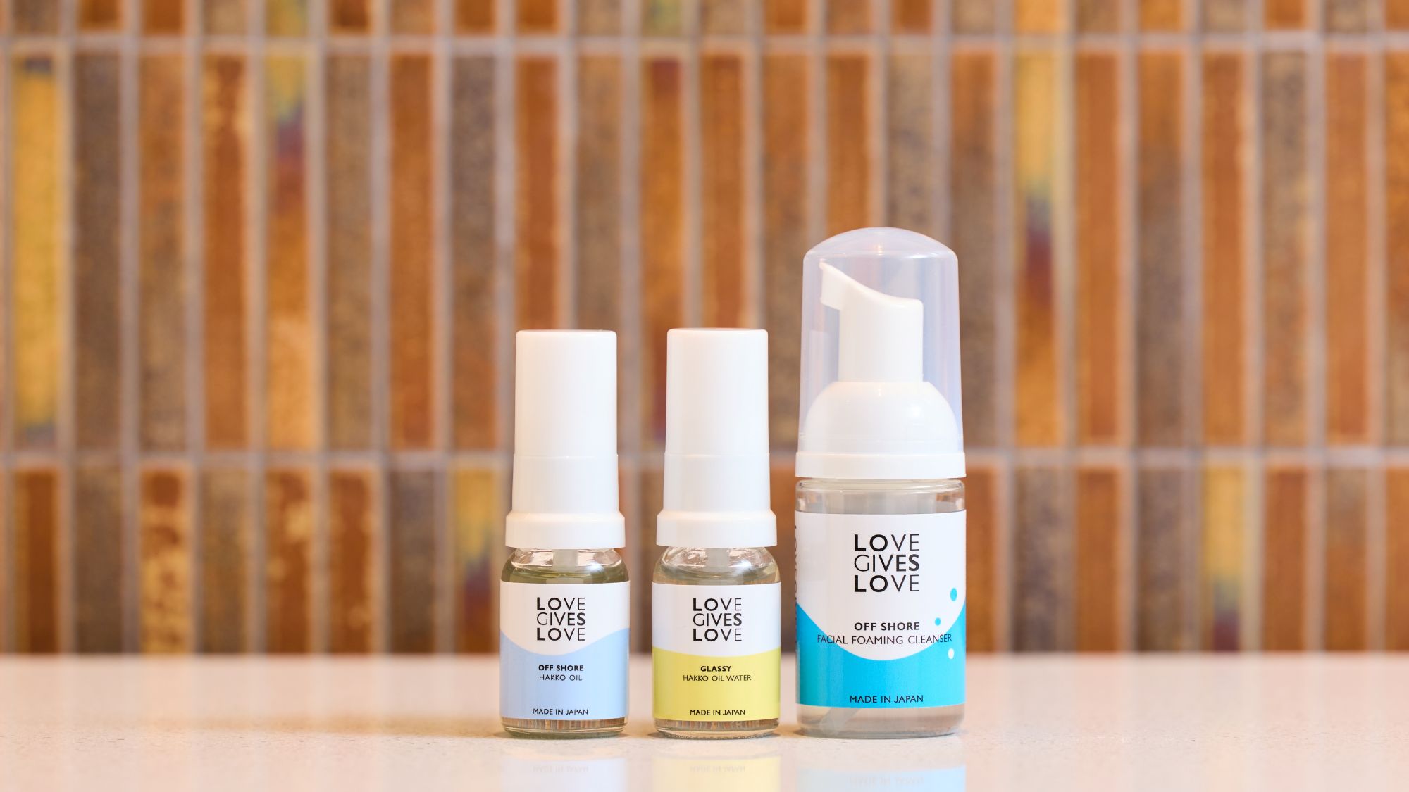 LOVE GIVES LOVEスキンケアセット（スイートルーム限定）